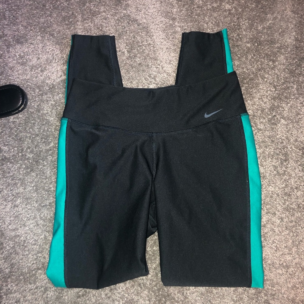 Nike dri fit leggings